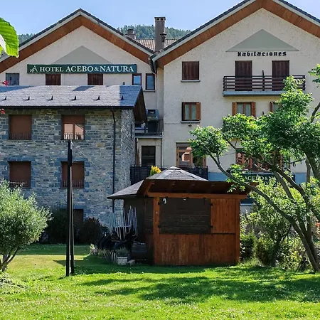 Acebo & Natura Hotel